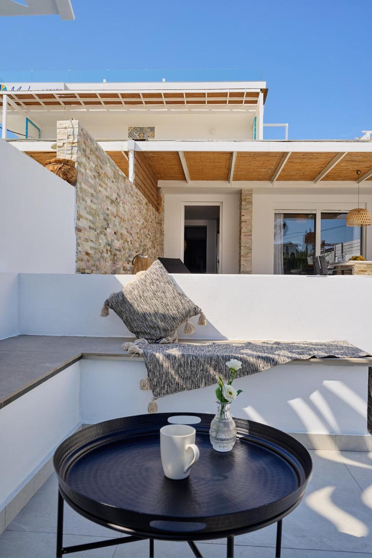 Sia Mare Seaside Apartments Фалираки Экстерьер фото